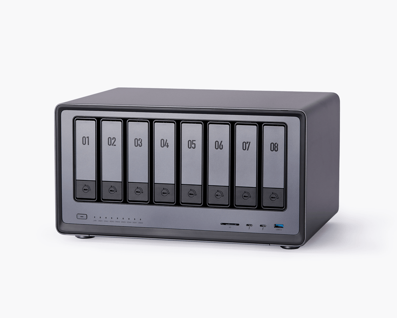 UGREEN 8ベイ NAS ストレージ