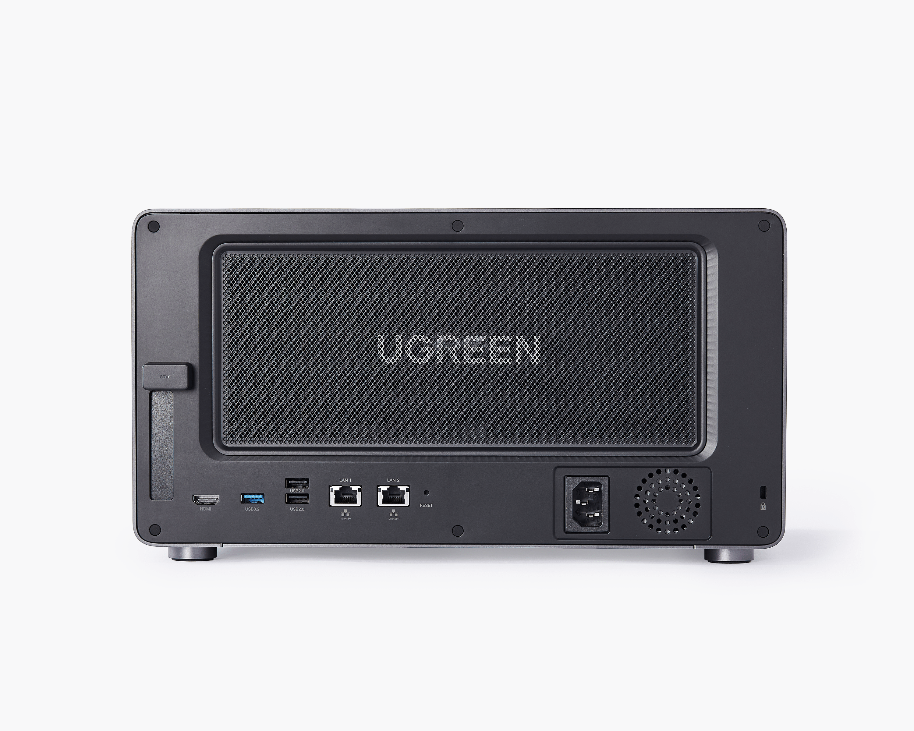 UGREEN 8ベイNAS には磁気メッシュダストカバーを装備しており、ほこりやペットの毛を効果的にブロックし、取り付け・取り外しも簡単です。
