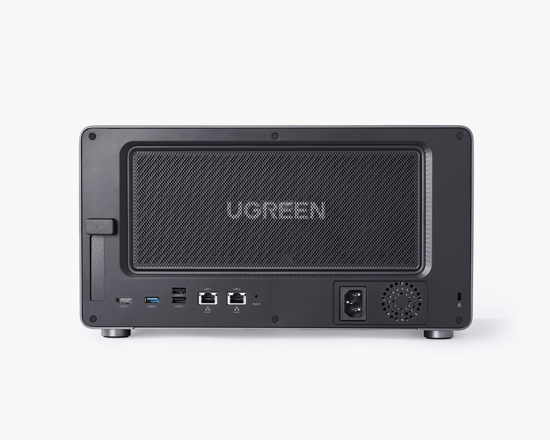 UGREEN 8ベイNAS には磁気メッシュダストカバーを装備しており、ほこりやペットの毛を効果的にブロックし、取り付け・取り外しも簡単です。